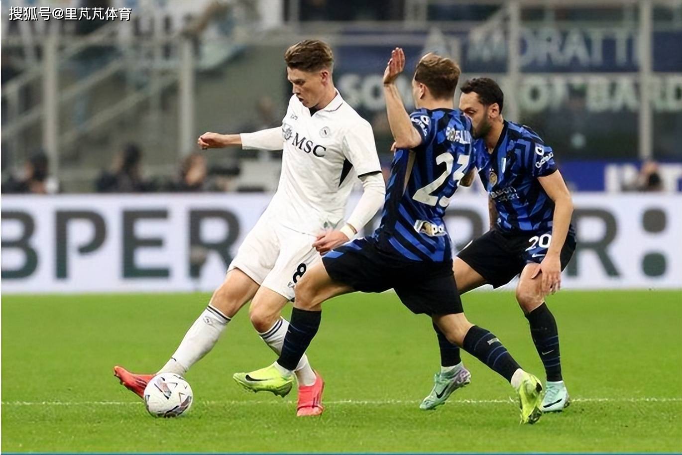 德信体育-那不勒斯客场不敌，国米升至积分榜榜首