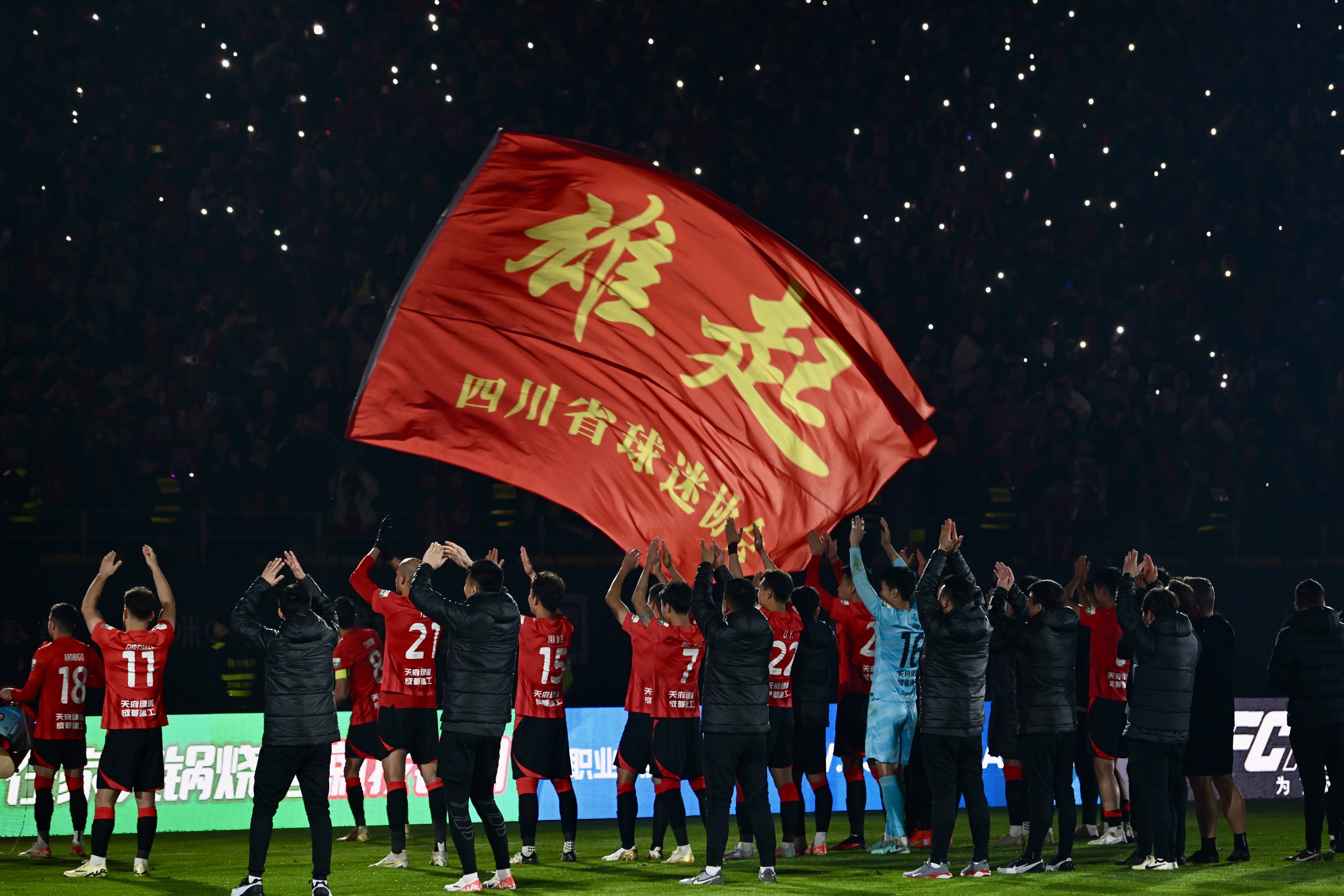 德信体育-前程一片光明，球队在比赛中势如破竹获胜