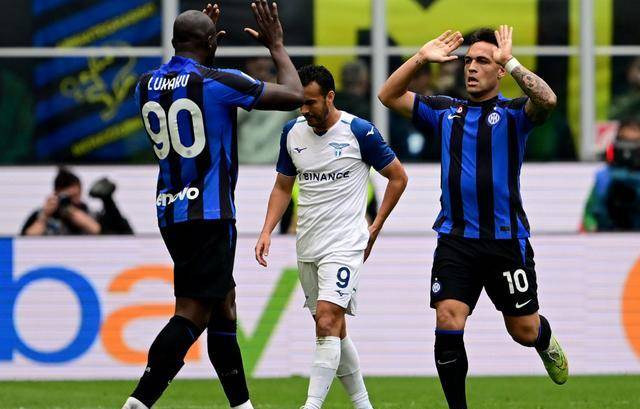 德信app-维罗纳队员集体养伤，备战下一场关键战役