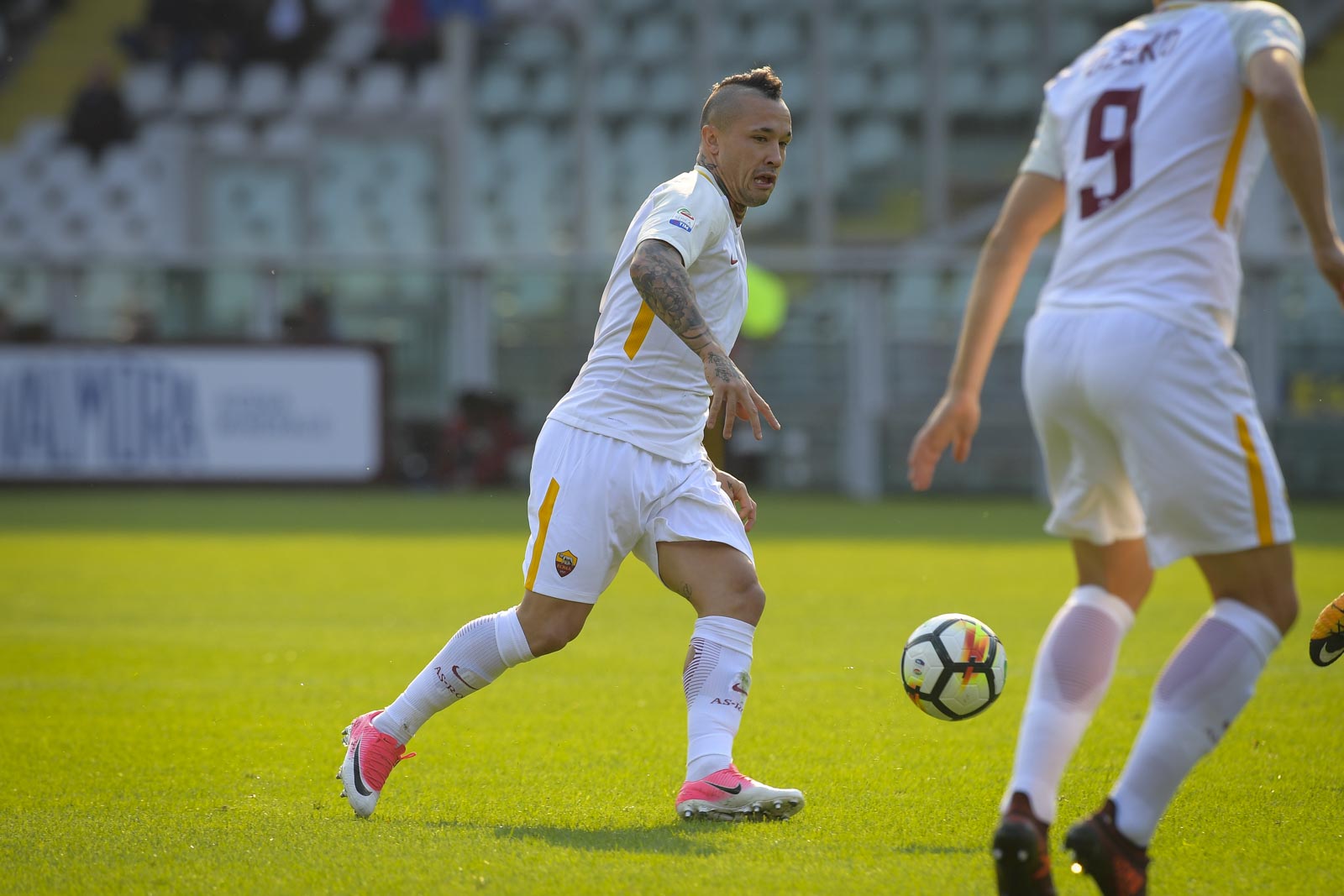 德信体育-罗马客场一球小胜，继续保持良好势头