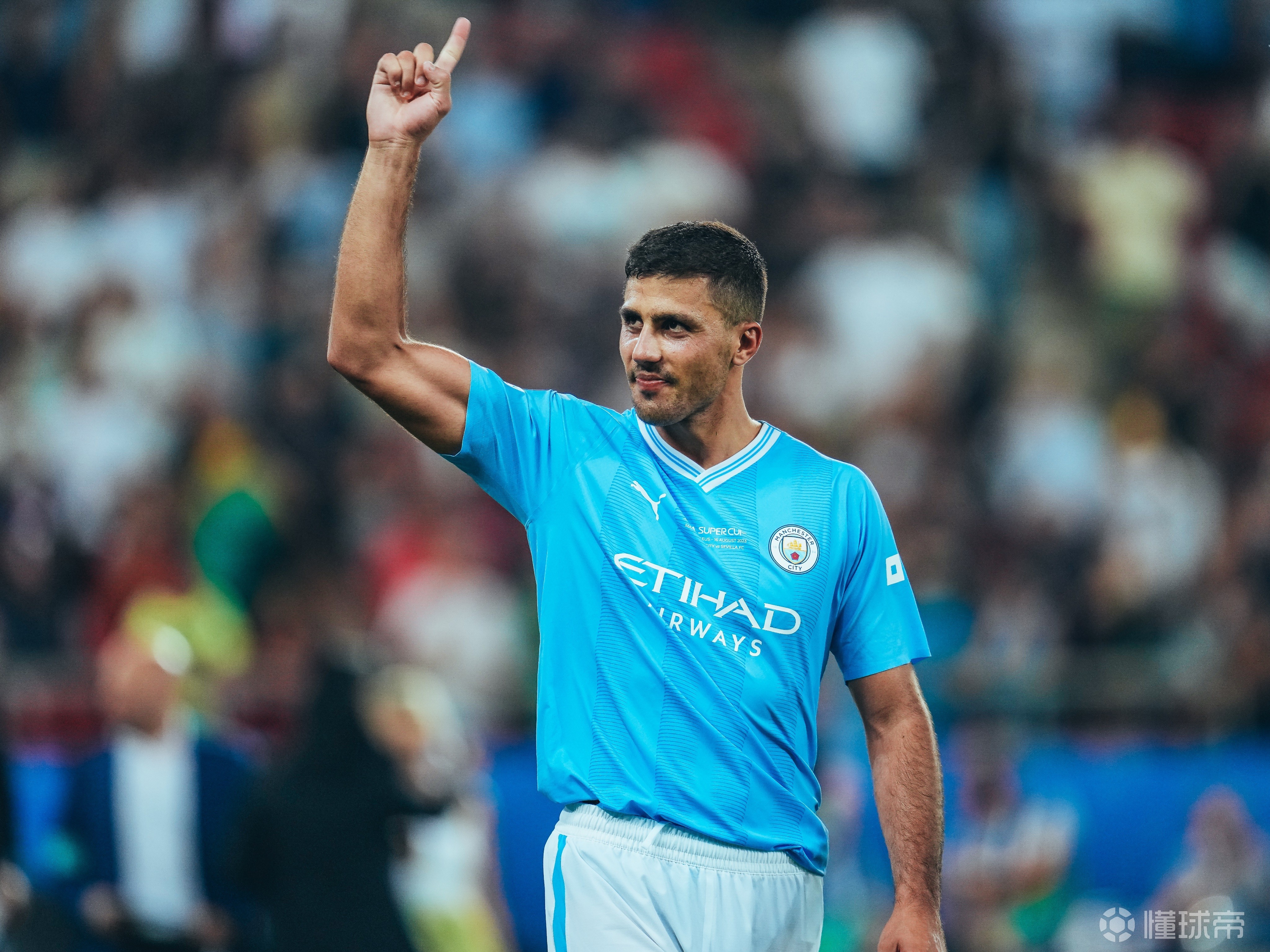 曼城董事会发布最新决策,全力支持球队 曼城董事会发布最新决策,全力支持球队