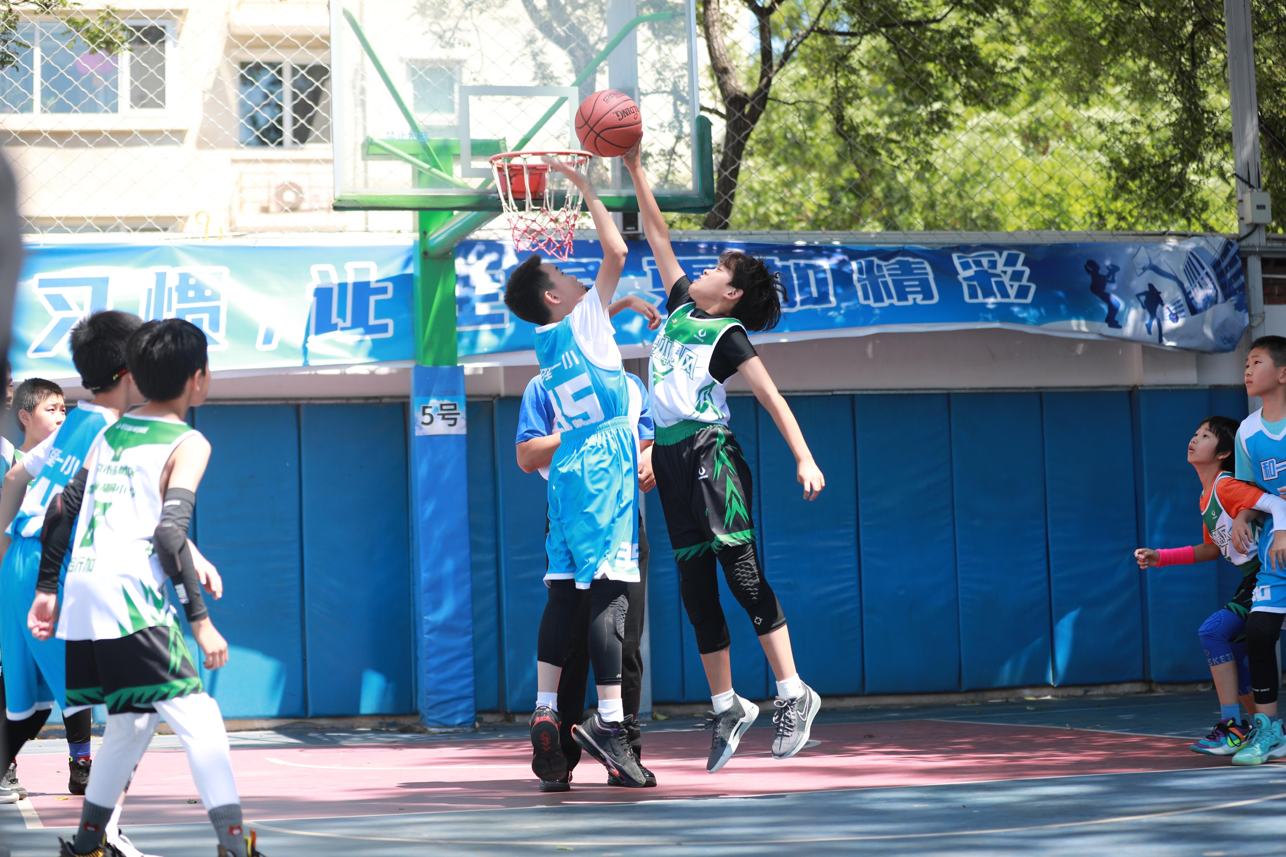 德信官网下载-聚焦胜利的细节，球队合力作为，夺取比赛胜利