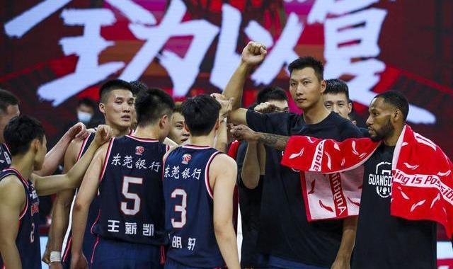 德信体育-篮球裁判员协会行业研讨会成功召开，探讨裁判标准