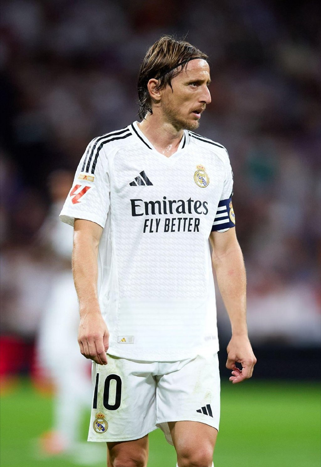 德信app-比利亚雷亚尔客场取分，继续保持不败！