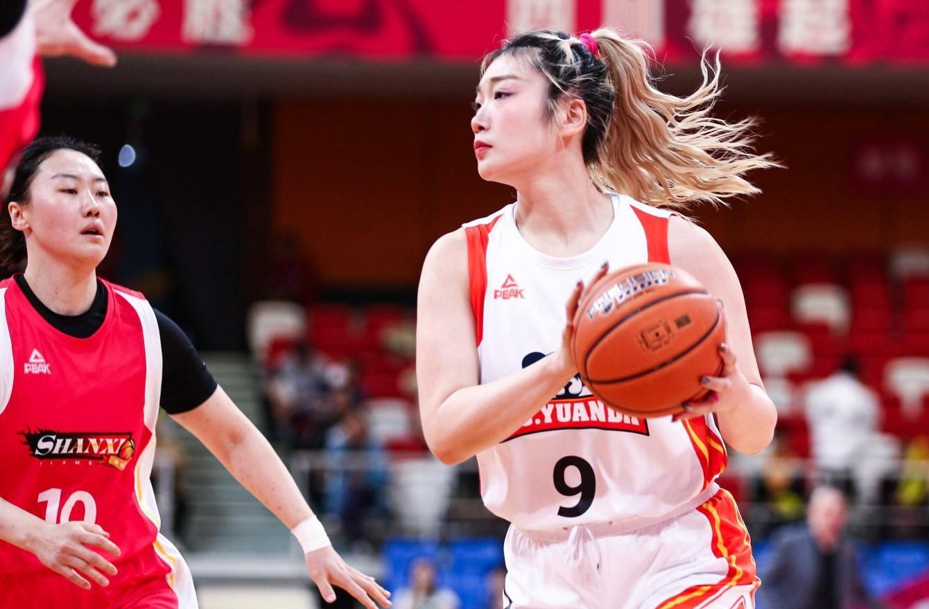 德信体育-广东女篮出奇制胜，智慧战术推动