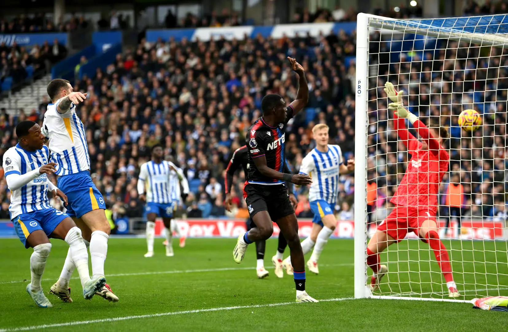 布莱顿客场大胜,球队反弹态势良好 布莱顿客场大胜,球队反弹态势良好