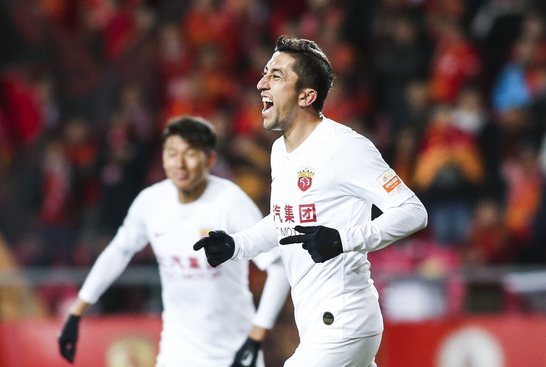 德信体育app下载-上港攻守平衡取胜,继续保持领先优势