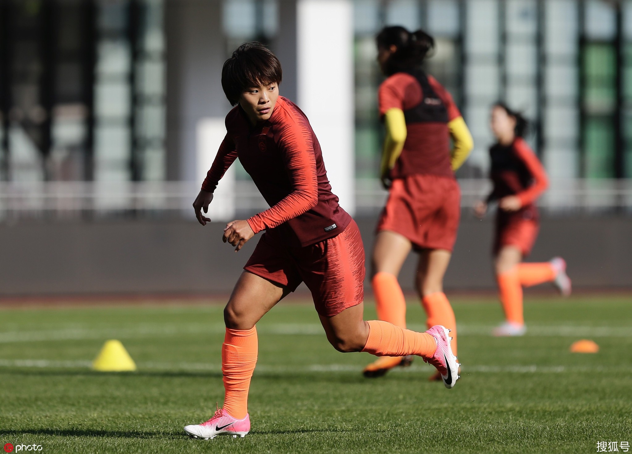 希腊女足升级特训,备战国际比赛 希腊女足升级特训,备战国际比赛