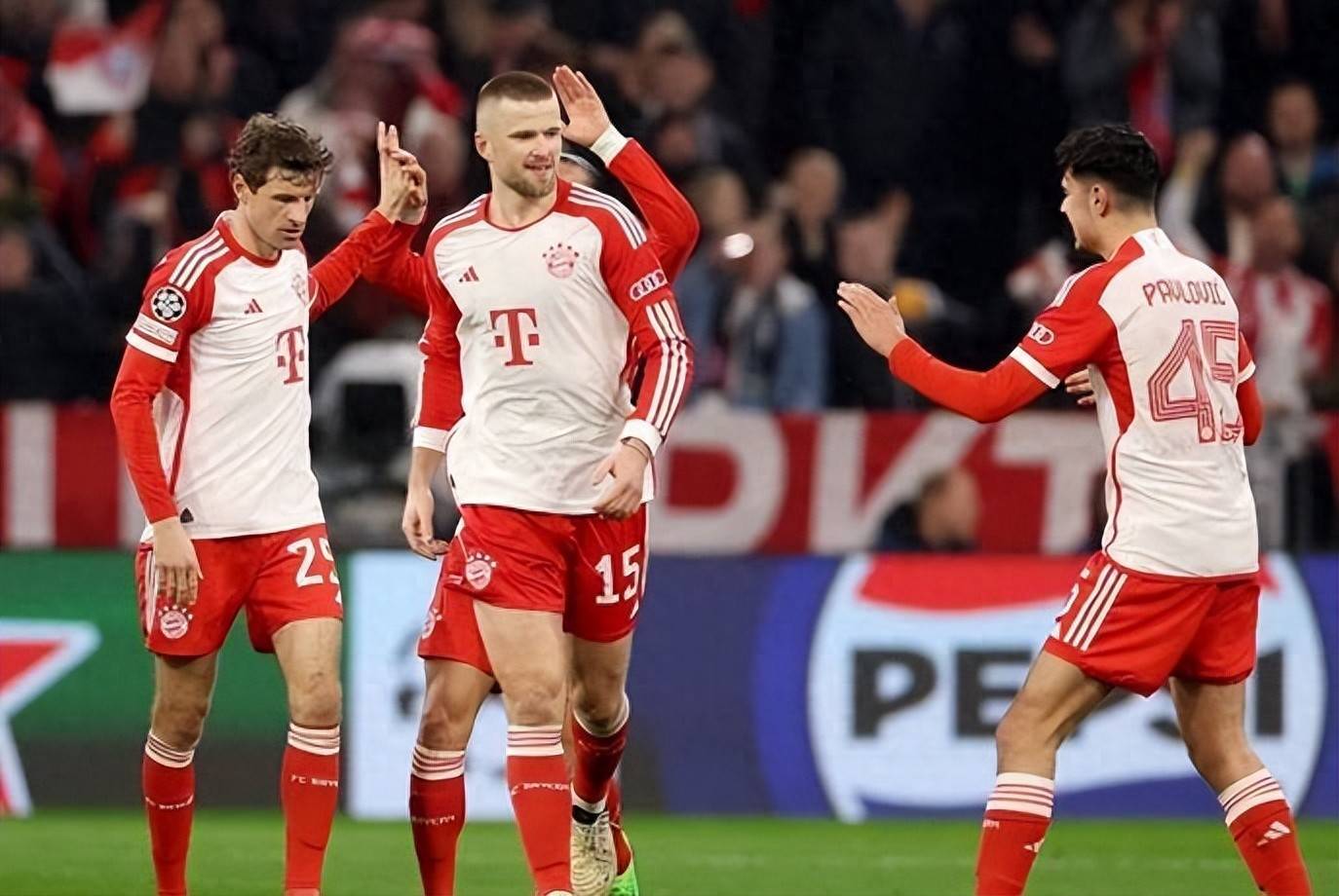 德信体育-拜仁慕尼黑对阵巴黎圣日耳曼：巨星较量