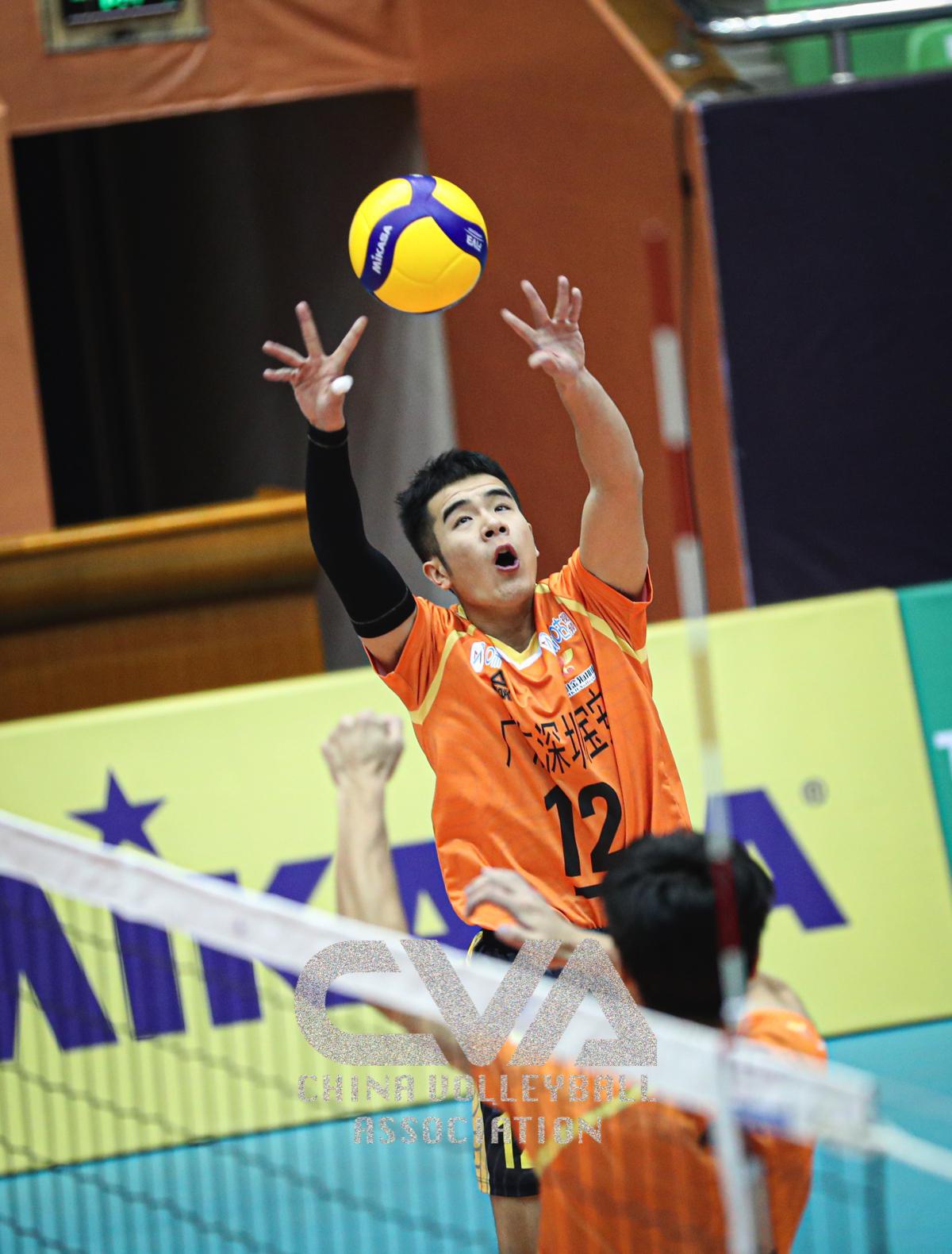 德信体育app下载-立陶宛队实力出众，登上领奖台