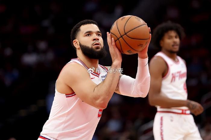 德信体育-火箭星控卫状态正佳，球队备战信心十足迎接新挑战