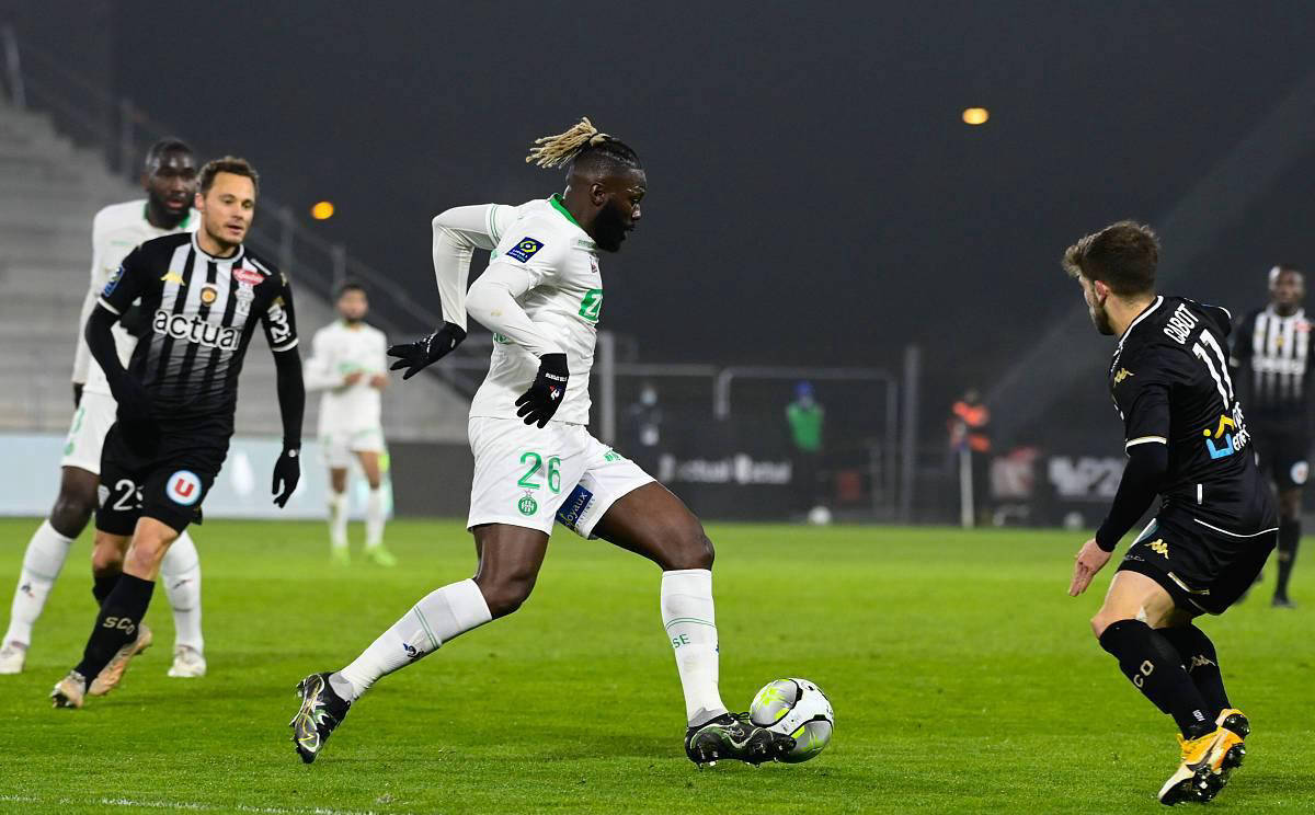 德信官网下载-里昂对阵昂热，谁将占据上风？