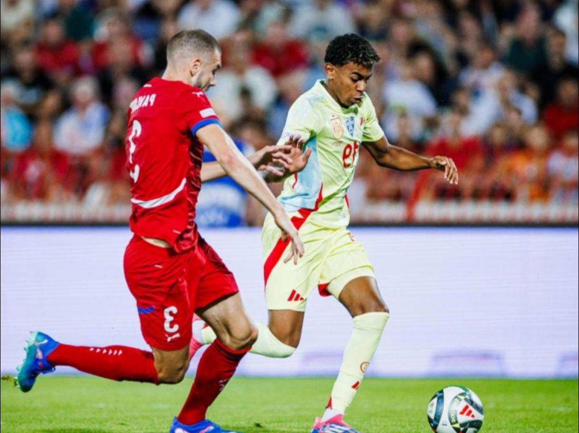 德信体育-西班牙队不敌瑞士,状态出现波动