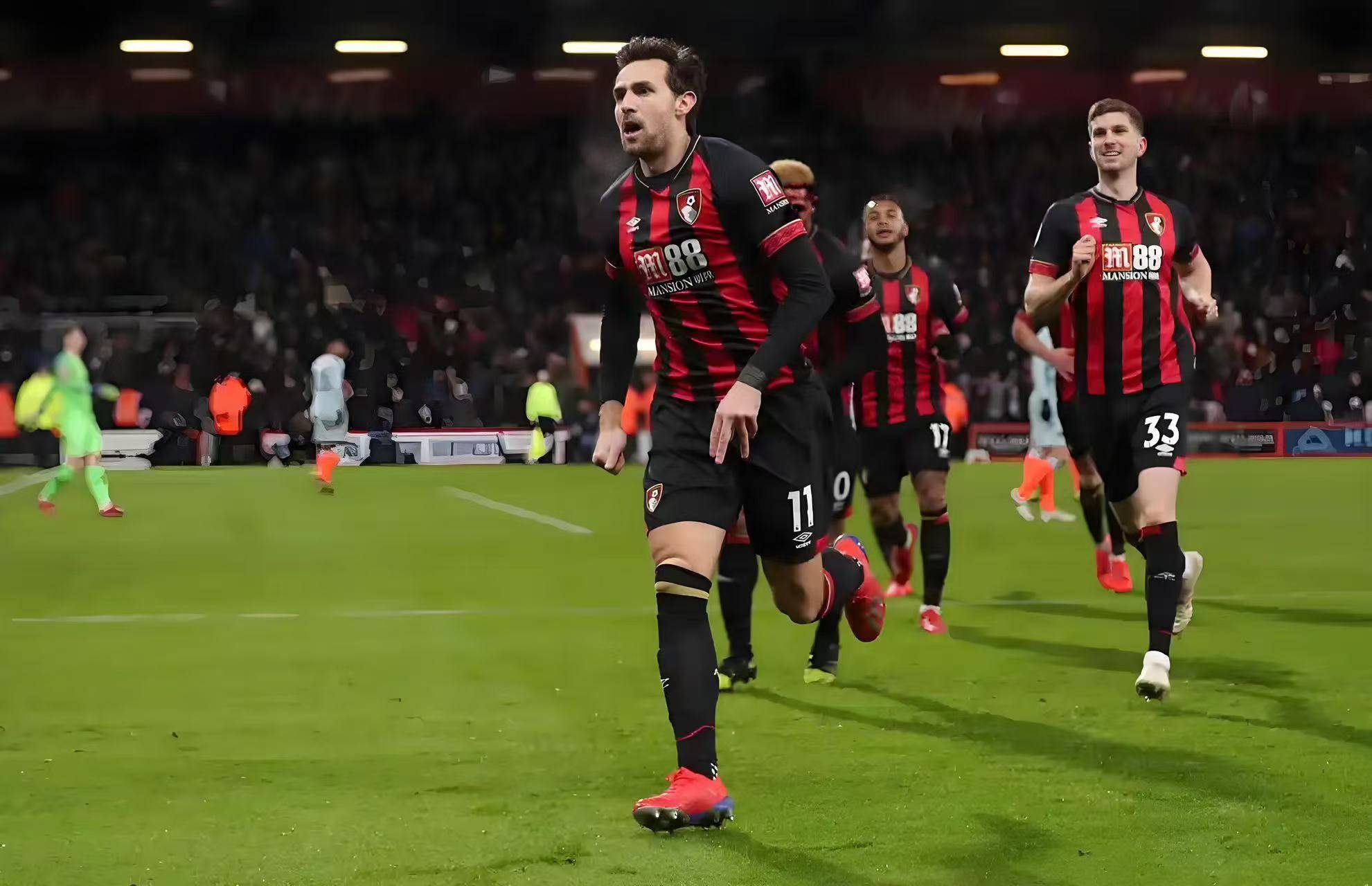 伯恩茅斯主场击败伯恩利，取得关键胜利