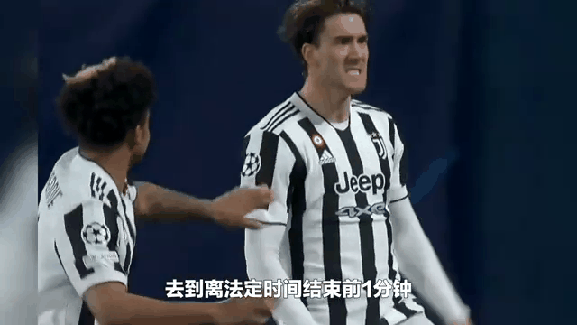 尤文图斯后防连续失守,主帅下课传闻四起 尤文图斯后防连续失守,主帅下课传闻四起