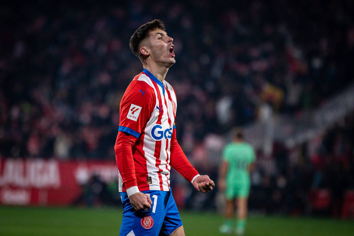 格拉纳达联赛表现稳定,一路领先 格拉纳达联赛表现稳定,一路领先