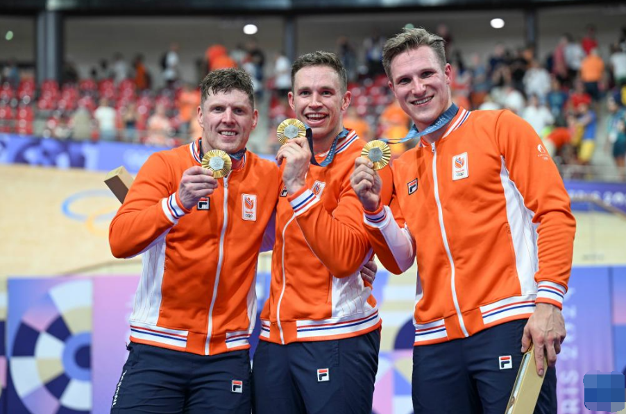 荷兰自行车比赛选手斩获铜牌,成功晋级 荷兰自行车比赛选手斩获铜牌,成功晋级