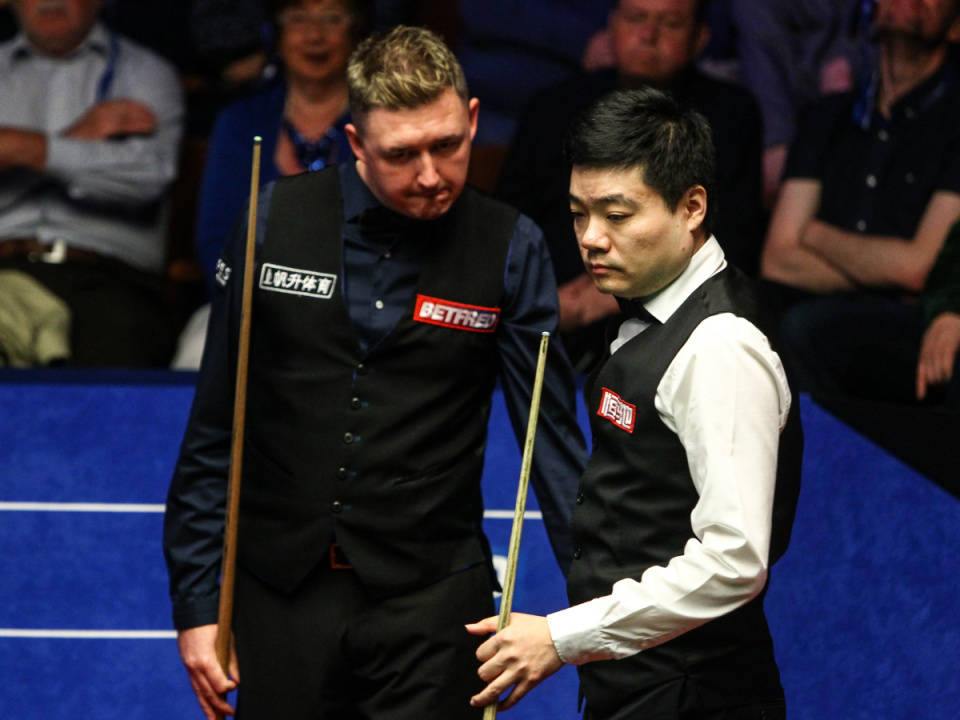 名将球员在比赛中展现绝佳状态 名将球员在比赛中展现绝佳状态