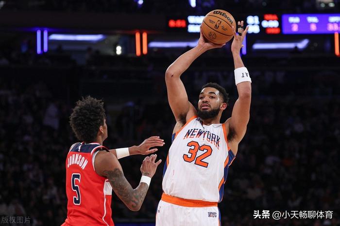 德信体育-尼克斯队新赛季冲击东部前四，球员信心爆棚