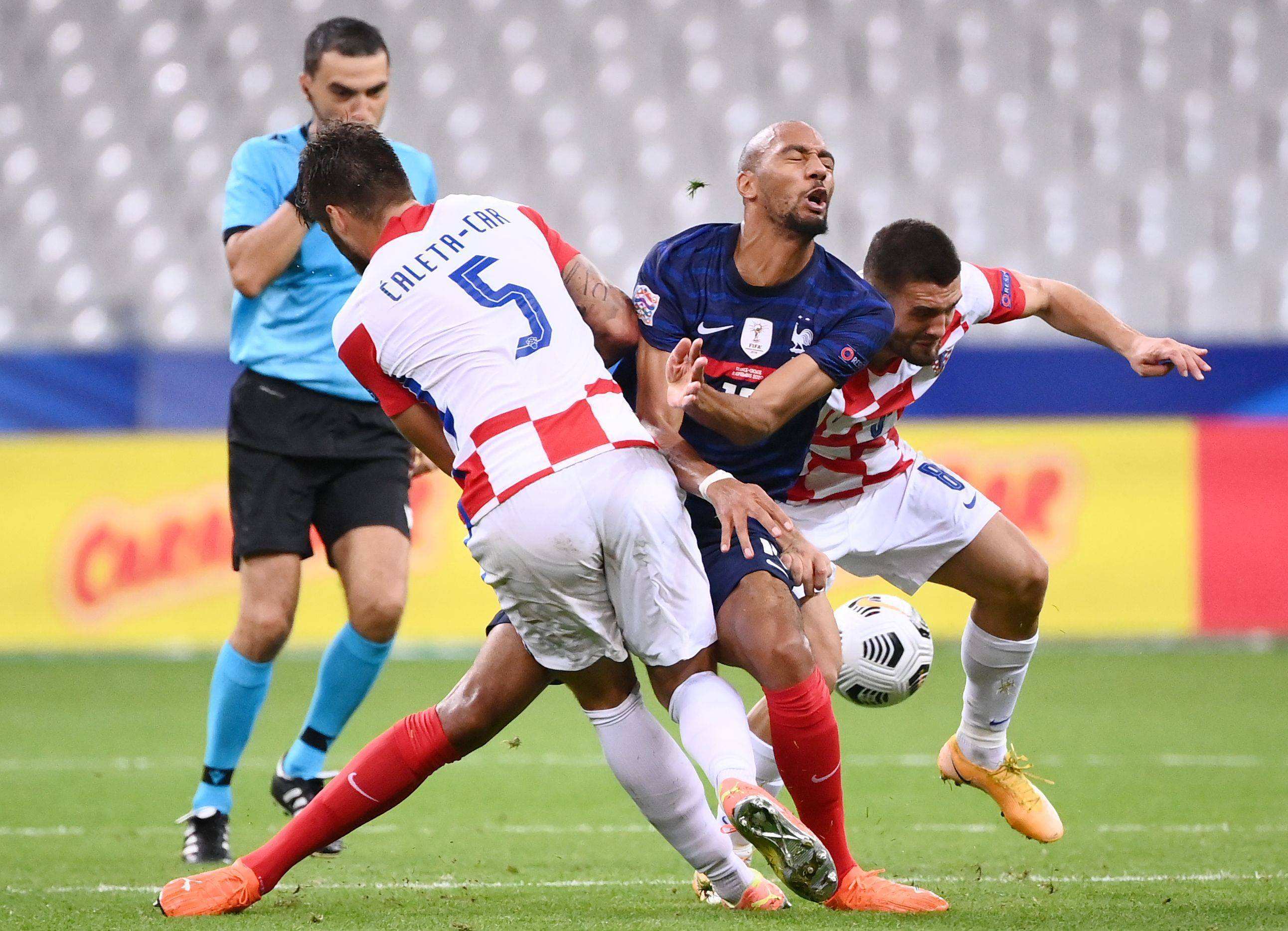 德信体育-克罗地亚惊险胜出！晋级欧预赛半决赛！