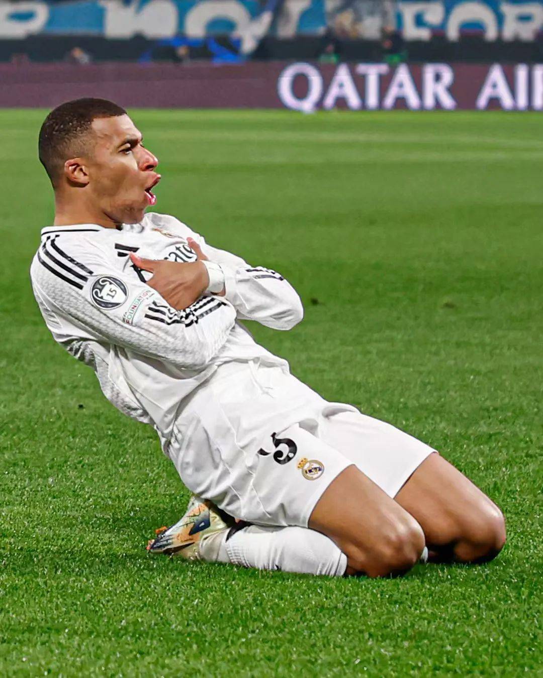 皇家马德里奋力拼搏,希望渺茫 皇家马德里奋力拼搏,希望渺茫