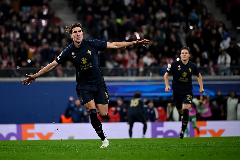 葡萄牙3-2逆转匈牙利，小组领先优势明显