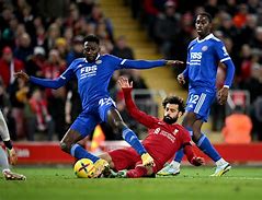 斯特拉斯堡客场一胜四重来，固守一俞不败步奔跑积分榜