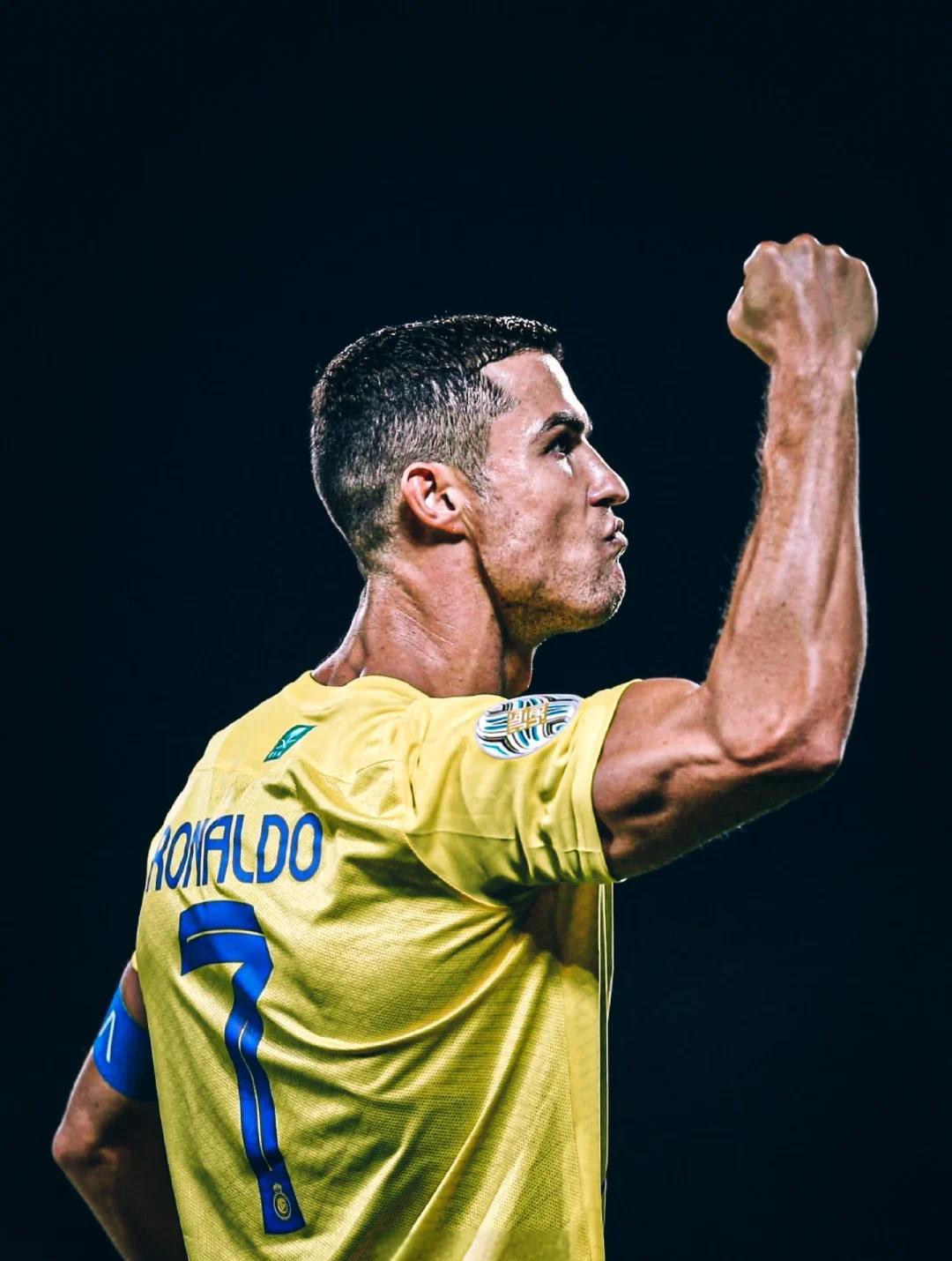 德信体育-手握胜利！运动员成功晋级决赛