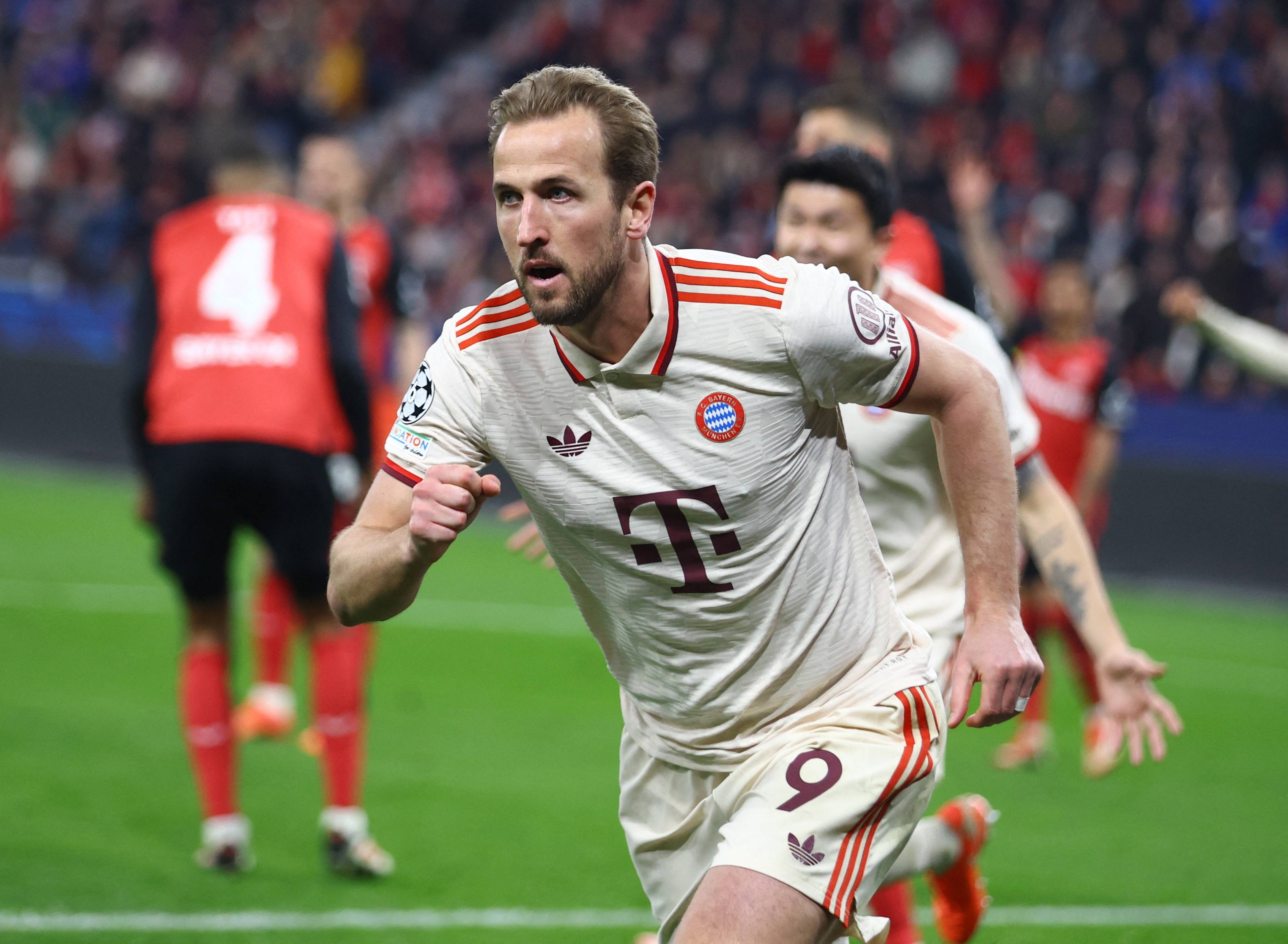 德信官网下载-荷兰射手加盟德甲冠军!阿贾克斯射手正式签约拜仁