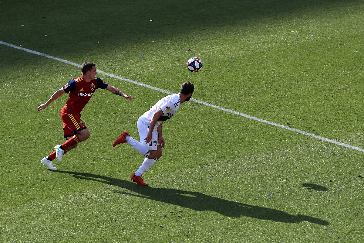 一场引人入胜的比赛令人惊叹