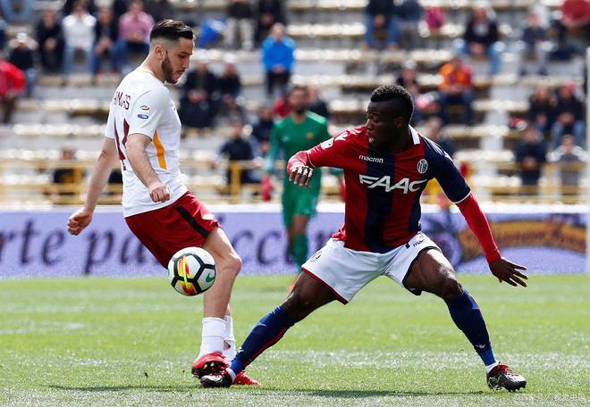 德信体育-拿玻里客场逆袭亚特兰大，取得宝贵三分