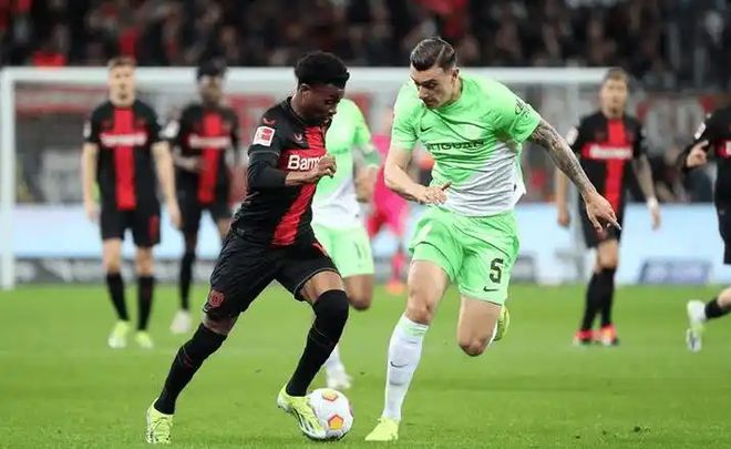 沃尔夫斯堡青年队荣膺青少年足球赛冠军