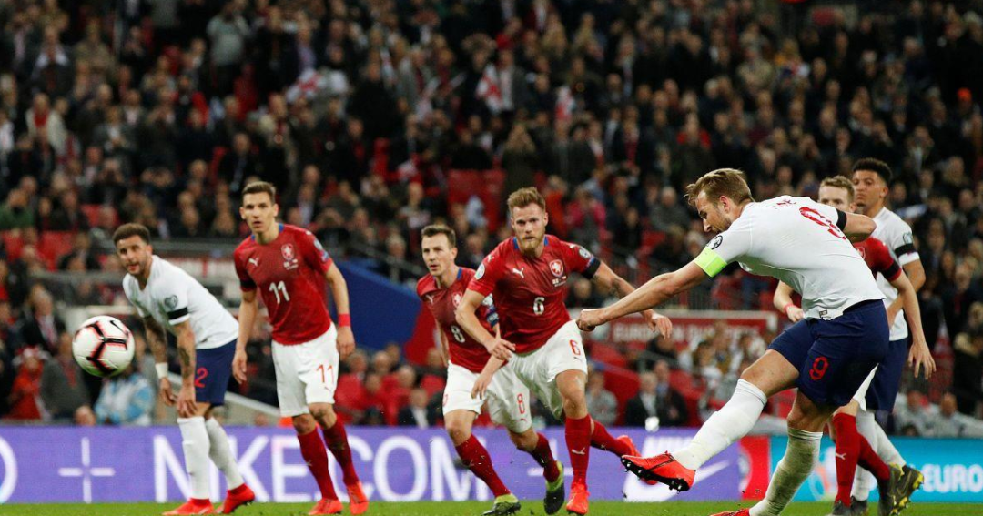 德信体育app下载-捷克队力克白俄罗斯，稳固排名小组第四！