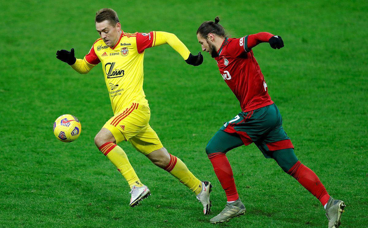 德信官网下载-斯洛文尼亚大胜斯洛伐克，小组出线希望犹存