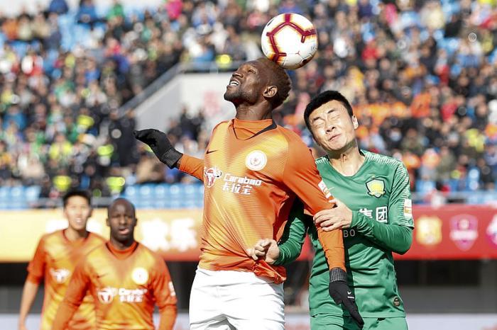 德信app-河南建业主场失利，保级压力持续增大