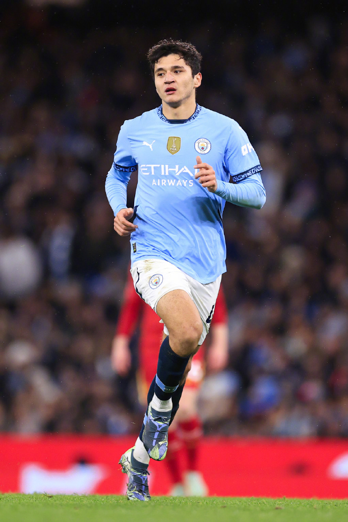 德信体育-桑切斯加盟曼联后首秀，表现不俗但未取得进球