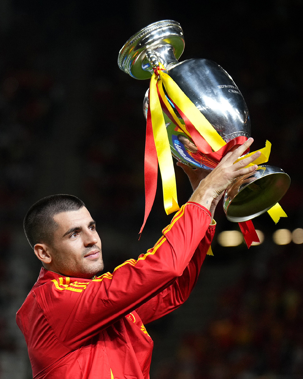 欧洲俱乐部杯淘汰赛激烈打响,高潮迭起! 欧洲俱乐部杯淘汰赛激烈打响,高潮迭起!