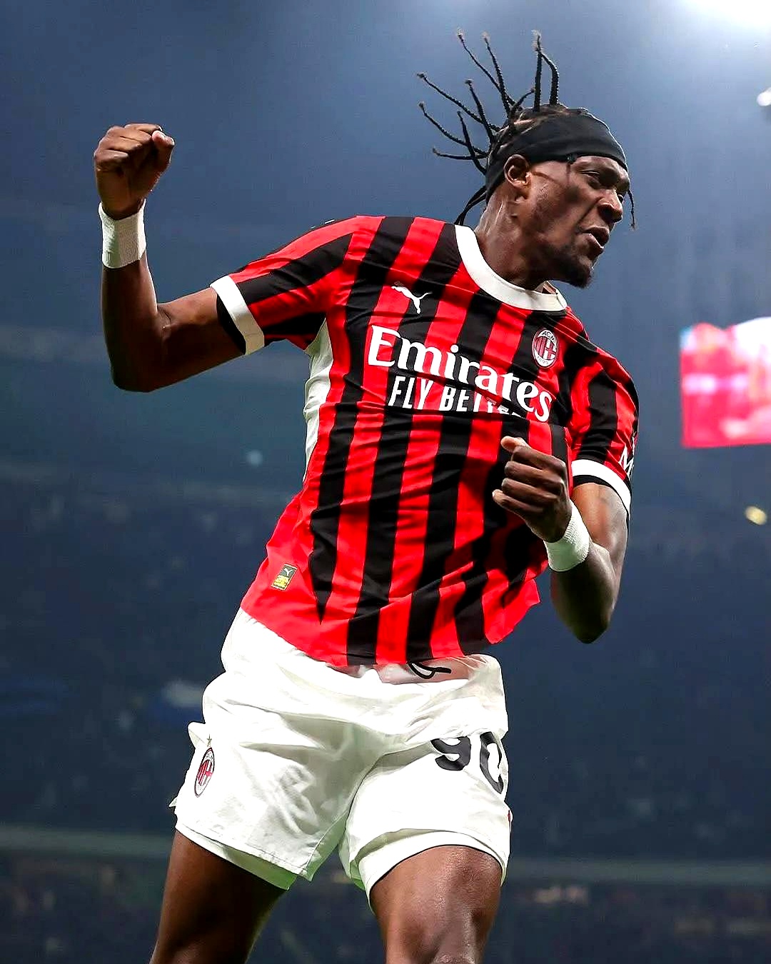 德信体育-看好球队的比赛表现，将这场足球盛宴观赏得淋漓尽致