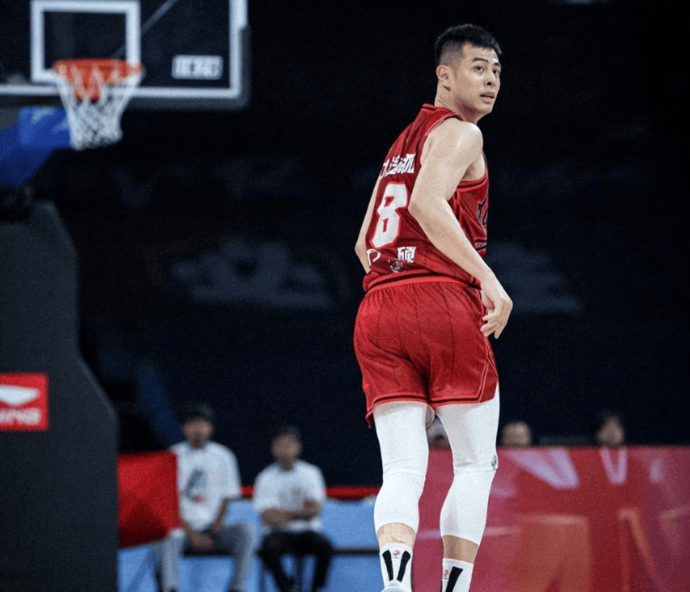 德信app下载-北京队主教练发声：球队需要强化篮板战术