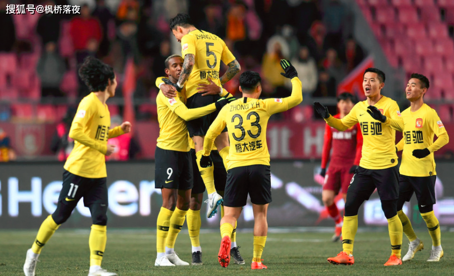 建业主场大胜天海,保级前景豁然开朗 建业主场大胜天海,保级前景豁然开朗